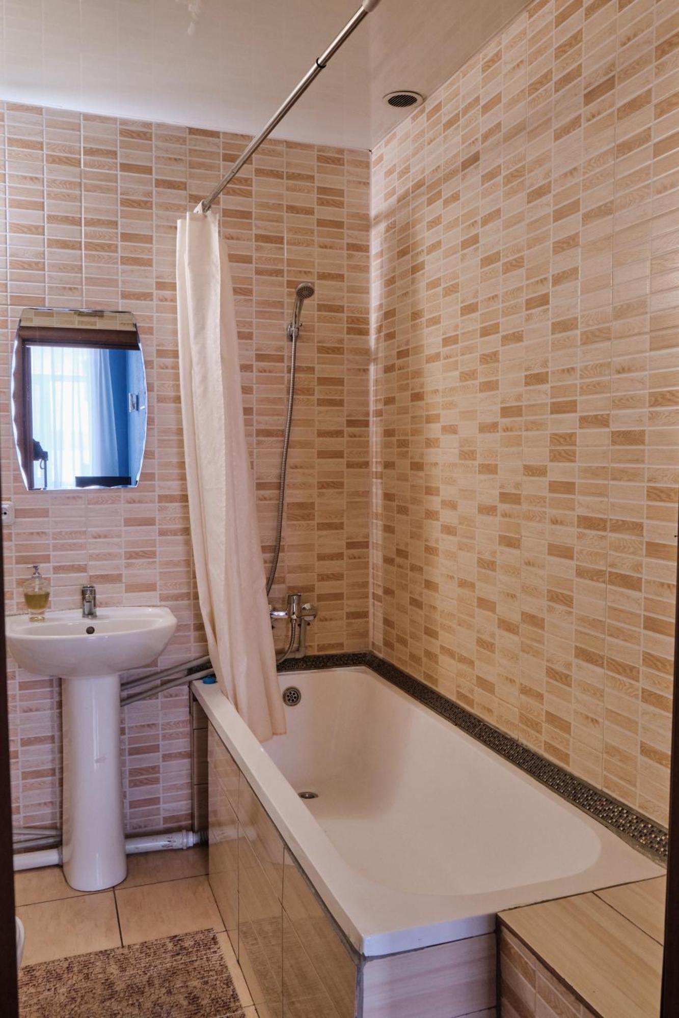 Hotel Europa 세메이 외부 사진